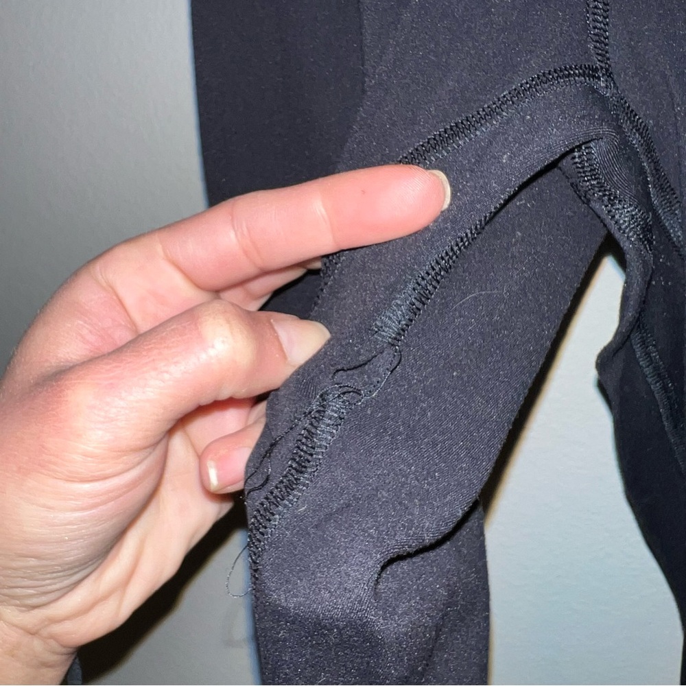 lululemon athletica Black Leggings - Picture 2 of 2